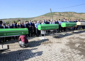Bursa’da selde hayatını kaybedenler toprağa verildi