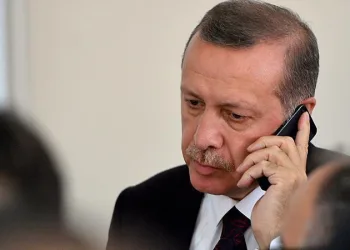 Erdoğan hayatını kaybedenlerin yakınlarıyla görüştü