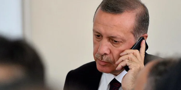 Erdoğan hayatını kaybedenlerin yakınlarıyla görüştü