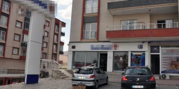 Güvenlik görevlisinin testi pozitif çıktı şube personeli karantinada