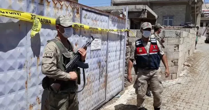 Gaziantep’te 9 ev karantinaya alındı