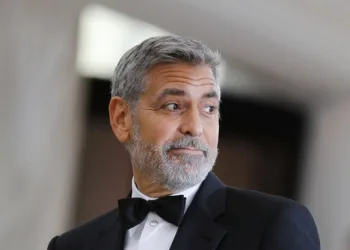 George Clooney: “400 yıldır hala ırkçılık aşısı bulacağız”