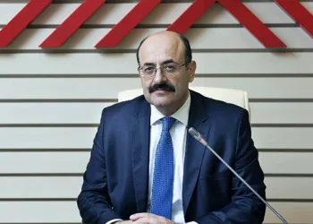 YÖK Başkanı duyurdu! Uzaktan öğretimle ilgili yeni gelişme