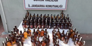 Bursa’da jandarma müşteri gibi gitti, suçüstü yakaladı!