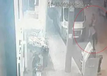 Bursa’da yol parası vermediği kişi tarafından bıçaklandı