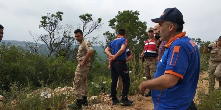50 kişilik ekipler aranan yaşlı kadın hala bulunamadı