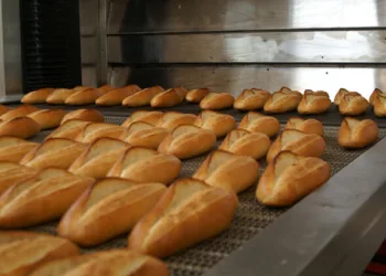 Ekmek fırını ile 11 bin lira karantinaya alındı