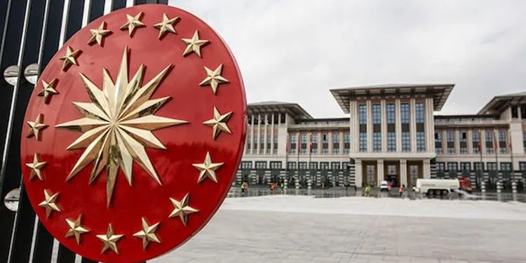 Başdanışmanlığına iki yeni isim