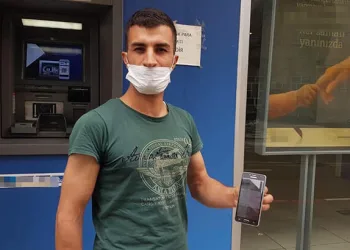 Bursa’da hesabına yanlışlıkla 70 bin lira yattı, sahibine gönderdi