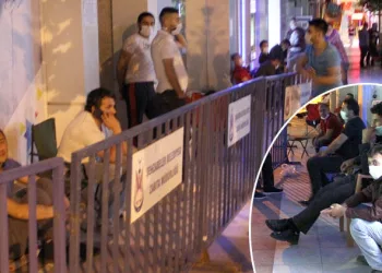 2 gün önceden sıraya girdiler!