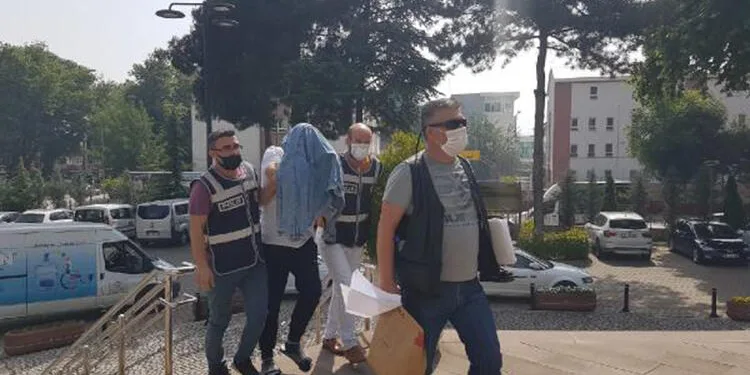 Bursa’da çalıntı kamyonetle hırsızlık yapan şüpheli yakalandı