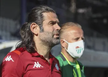 Bursaspor’da İbrahim Üzülmez ile yollar ayrıldı!