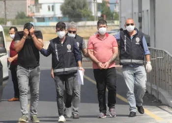 Araçlarında vurulmuşlardı, 25 yıl sonra gelen abla intikamı