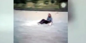 Ankara kabusu yaşadı! Sel sularında böyle sürüklendi
