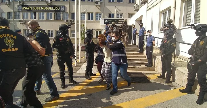Bursa’da 1 polisin şehit edilmesiyle ilgili tutuklu sayısı 5’e çıktı