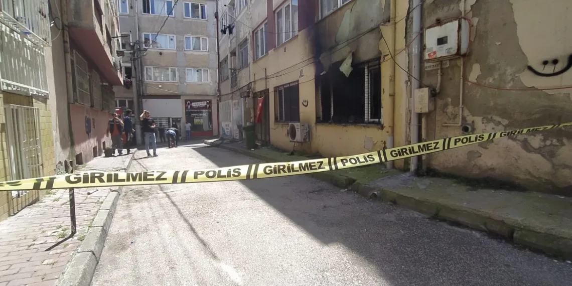Bursa’da yangın! Tüm daireyi sardı…