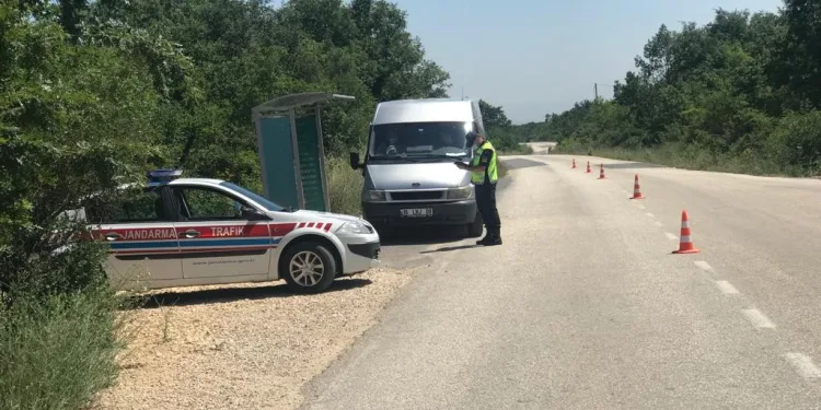 Bursa’da jandarmadan “Huzur ve Güven” uygulaması