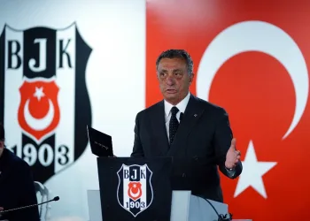 Ahmet Nur Çebi̇: “3 mi̇lyar borcu ödeyen varsa hemen gelsi̇n”