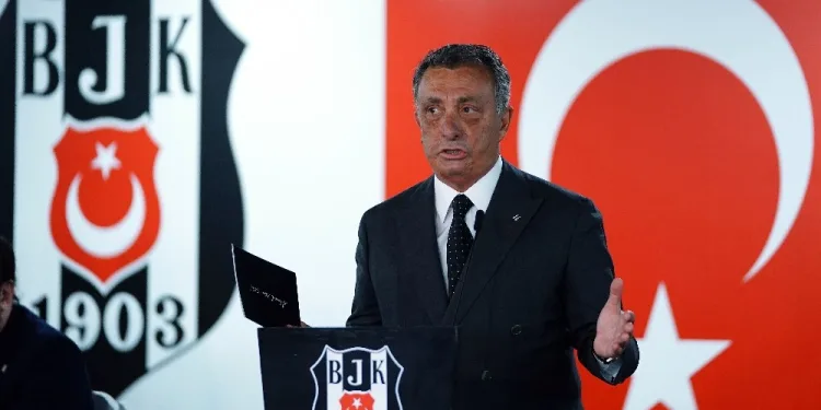 Ahmet Nur Çebi̇: “3 mi̇lyar borcu ödeyen varsa hemen gelsi̇n”