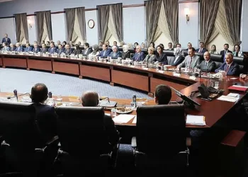 Erdoğan’la görüşmeden önce virüs testinden geçecekler