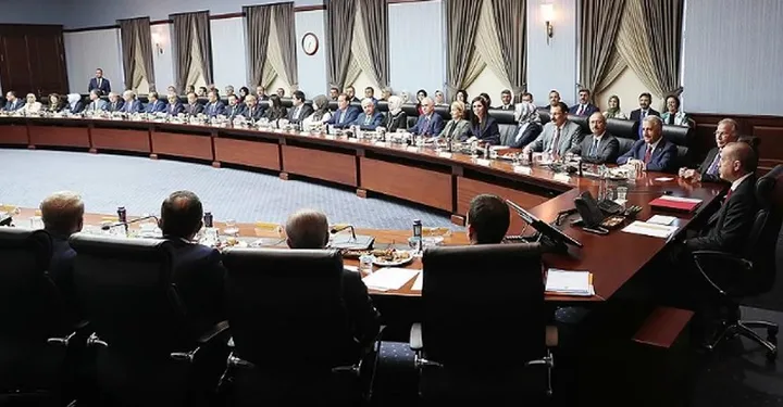 Erdoğan’la görüşmeden önce virüs testinden geçecekler