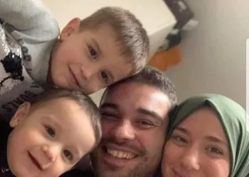Almanya’da Türk ai̇leni̇n iki̇ çocuğu elleri̇nden alındı