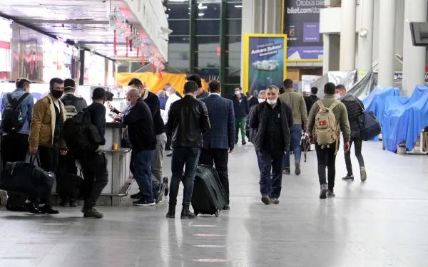 Ankara’da, sokağa çıkma kısıtlamasının ardından hareketlilik yaşandı – Ek fotoğraflar  