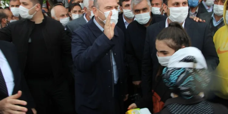 Bakan Soylu: “Depremde evleri ağır hasar olanlara 5 bin TL yardım”