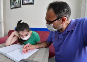 Başkan Dündar’dan Sevcan’a özel ders desteği