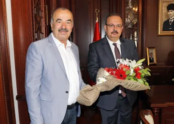 Başkan Türkyılmaz Mudanya esnafı içi̇n Vali̇ ile görüştü
