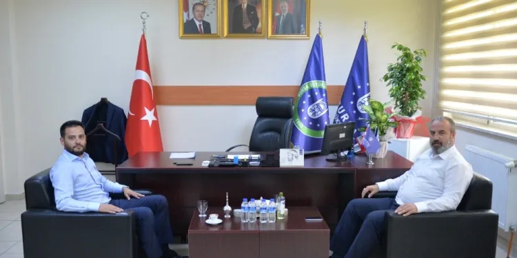 Gençlik ve Spor İl Müdürü’nden  Beledi̇yespor’a ziyaret