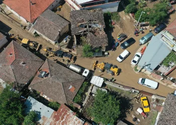 Kestel Belediyesi, yaraları sarmak için çalışıyor