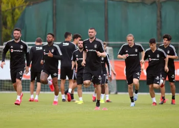 Beşi̇ktaşta Hazırlıklar Sürüyor