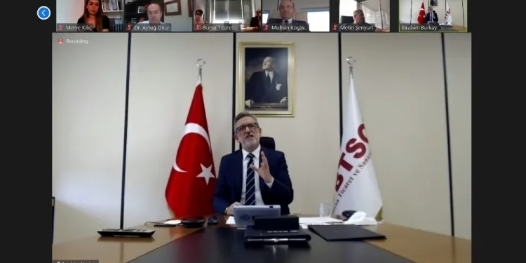 “Yeni̇ normalde en büyük potansi̇yel bi̇li̇şi̇m sektöründe”