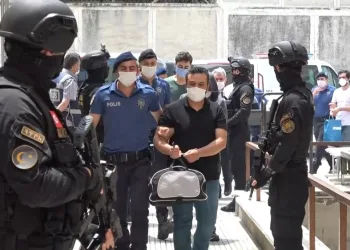 Bursa’da 23 FETÖ şüphelisi adliyeye sevk edildi