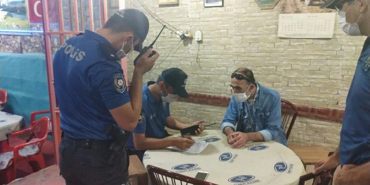 Bursa’da kıraathanelere maske denetimi
