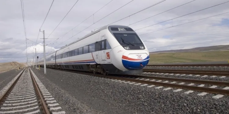 Bursa’ya hızlı tren müjdesi̇