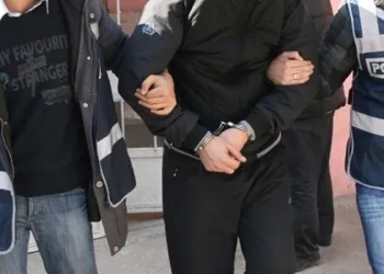 Bursa’da şüpheli araçtan uyuşturucu ve tabanca çıktı