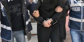Bursa’da şüpheli araçtan uyuşturucu ve tabanca çıktı