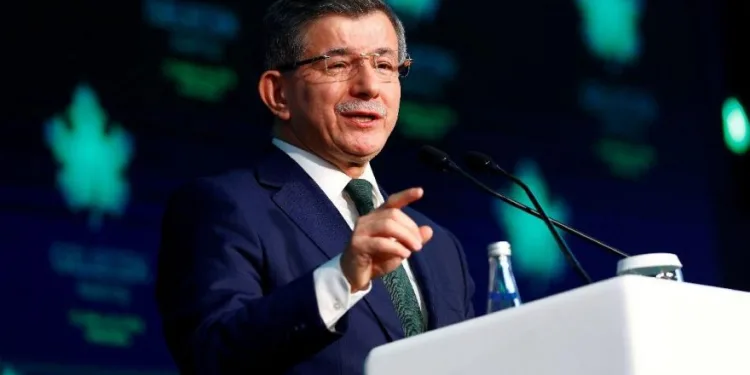 Davutoğlu’dan kredi paketine sert eleştiri