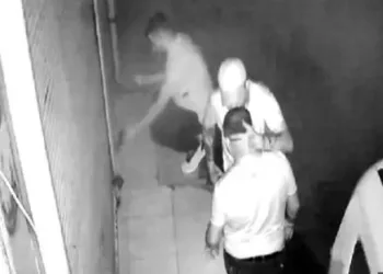 200 kg et çalıp birbirlerini  öperek kutladılar