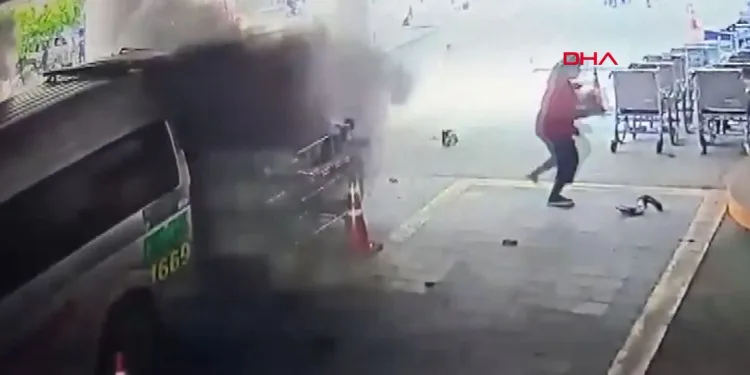Ambulanstaki oksijen tankı bomba gibi patladı