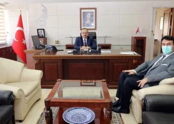 Dündar’dan Vali̇ Canbolat’a zi̇yaret