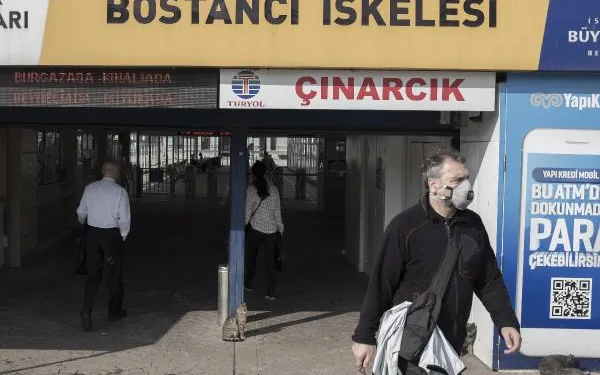 Ek fotoğraflar//Adalara giriş-çıkış kısıtlaması sona erdi, vatandaşlar erkenden yola çıktı