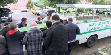 ABD’de nehirde boğulmuştu… Çorum’da toprağa verildi