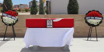 Genç polis memuru 15 aylık yaşam savaşını kaybetti