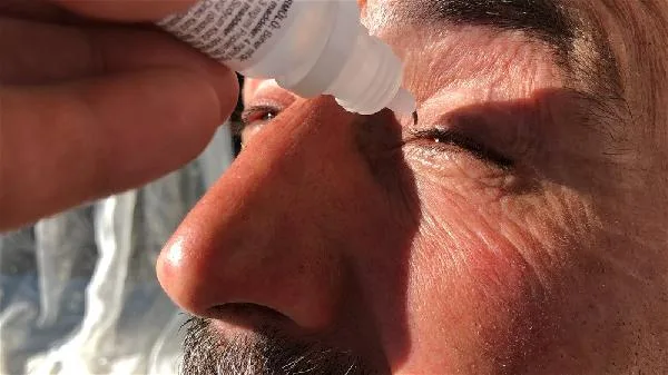 ‘Gök taşını izlerken gözümden rahatsızlandım’