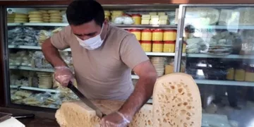 120 liralık Kars kaşarı için yanlışlıka 120 bin TL havale etti
