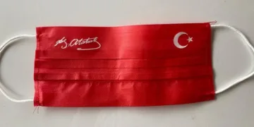 MHP’den CHP’ye Atatürk imzalı ve bayraklı maske tepkisi