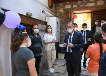 İnegöl’de ‘Engelsiz Yaşam Merkezi’ yeniden açıldı